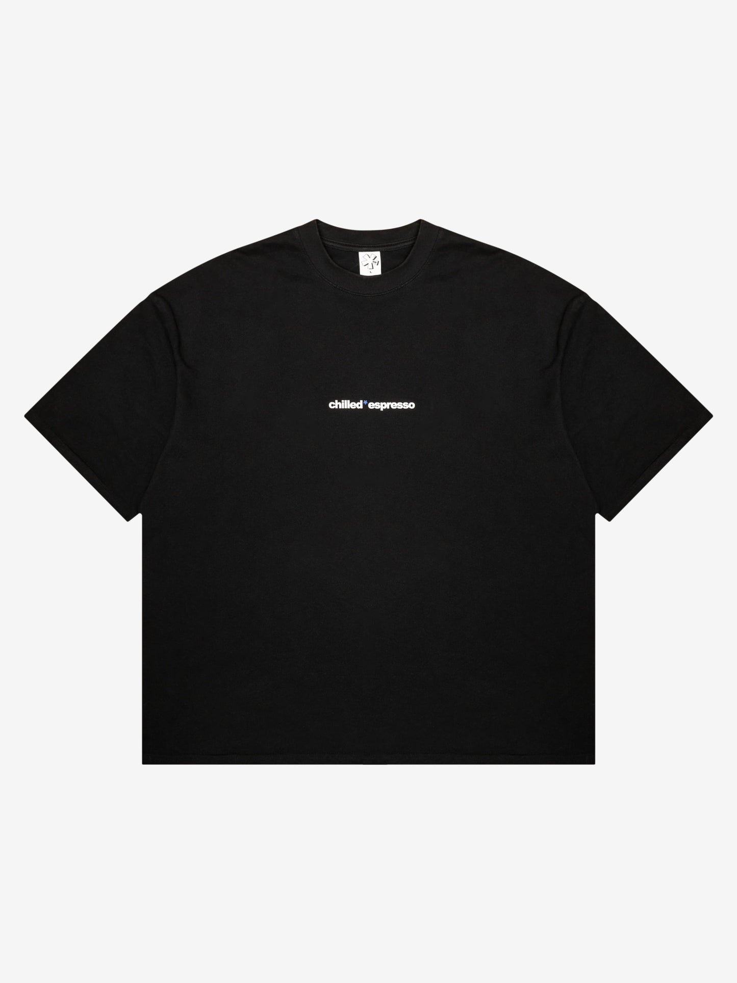 debut tee black